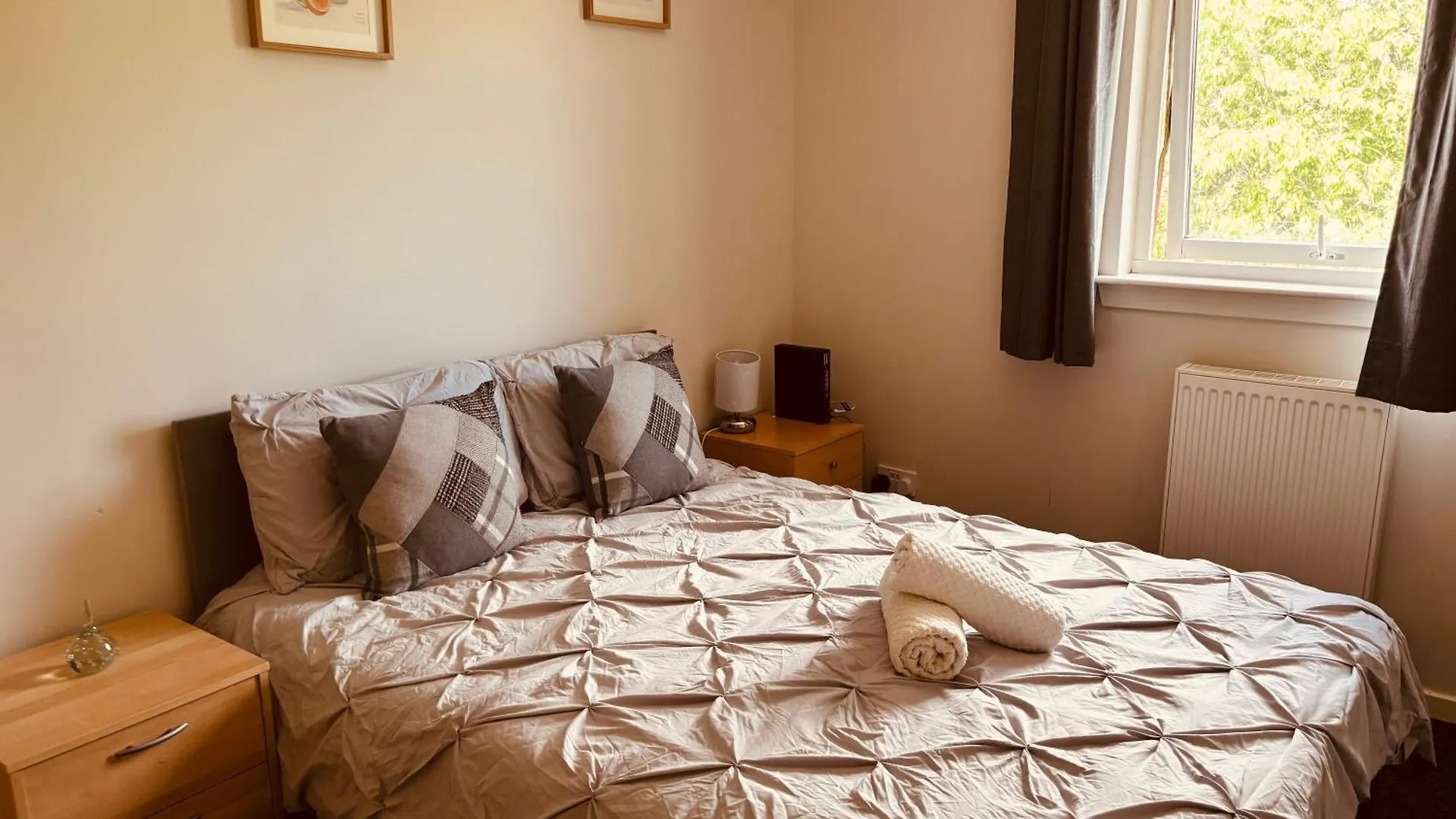 Three Bedroom House Edinburgh