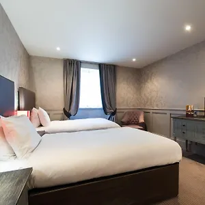 3* Otel Grove House